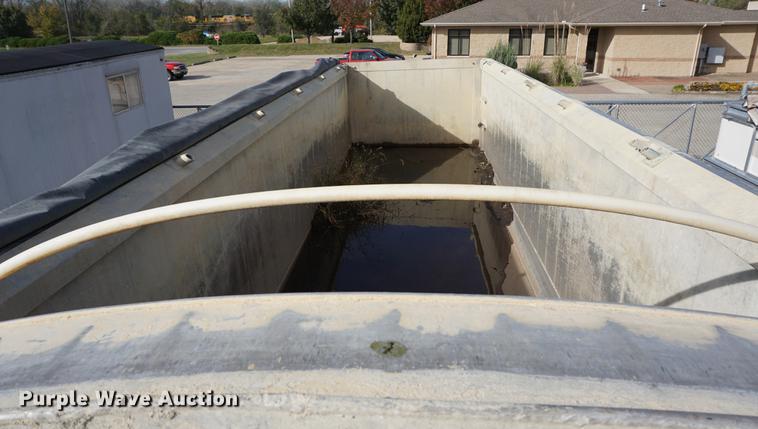 image for item DA1329 2016 Ravens Kruz RFA-30-DW-AF end dump trailer