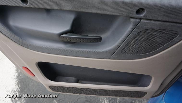 image for item DA1407 2009 Freightliner Cascadia semi truck