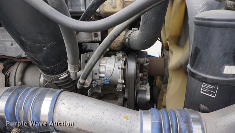 image for item DA1407 2009 Freightliner Cascadia semi truck