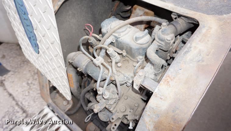 image for item DA1407 2009 Freightliner Cascadia semi truck