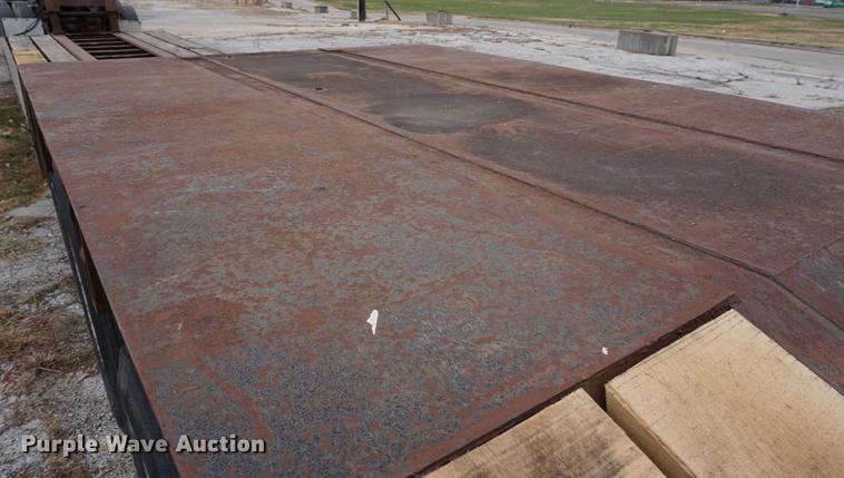 image for item DA1444 1996 Witzco Challenger RG35 lowboy equipment trailer