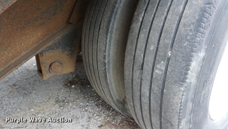 image for item DA1444 1996 Witzco Challenger RG35 lowboy equipment trailer