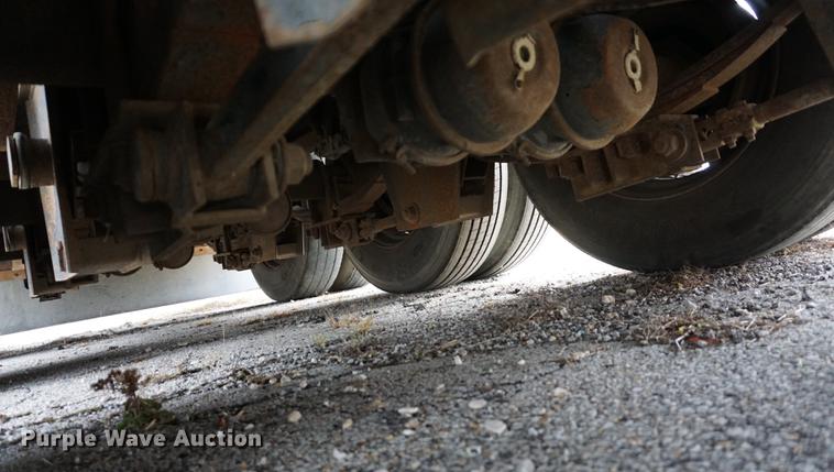 image for item DA1444 1996 Witzco Challenger RG35 lowboy equipment trailer