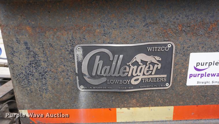 image for item DA1444 1996 Witzco Challenger RG35 lowboy equipment trailer