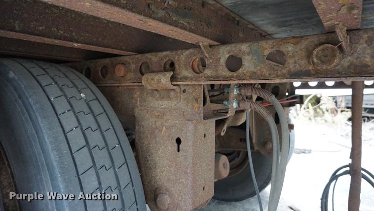 image for item DA1446 2006 Strick dry van trailer