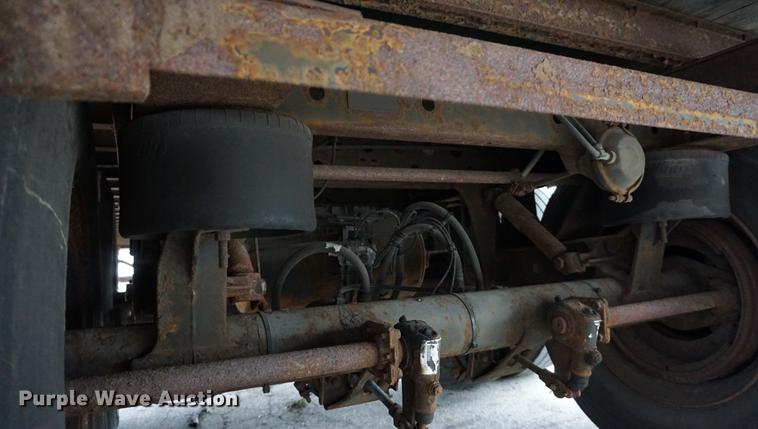 image for item DA1446 2006 Strick dry van trailer