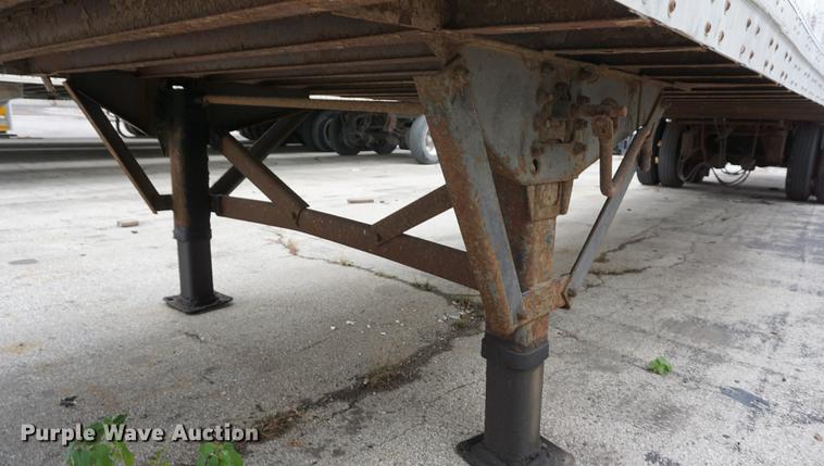 image for item DA1446 2006 Strick dry van trailer