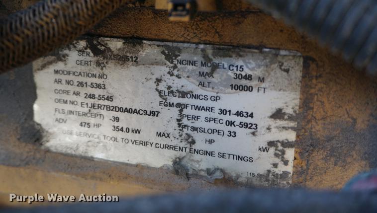 image for item DA1471 2007 Kenworth T600 semi truck