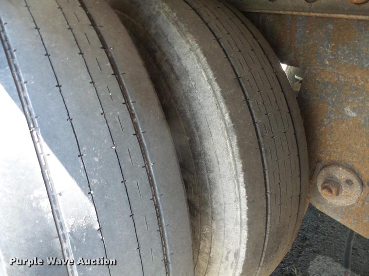 image for item DA1740 2000 Trailmobile dry van trailer