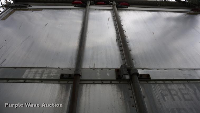 image for item DA1742 1999 Utility VS2RX refrigerated van trailer