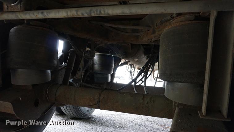 image for item DA1742 1999 Utility VS2RX refrigerated van trailer