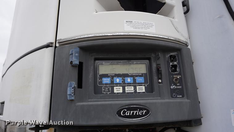 image for item DA1742 1999 Utility VS2RX refrigerated van trailer