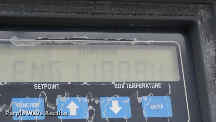 image for item DA1742 1999 Utility VS2RX refrigerated van trailer