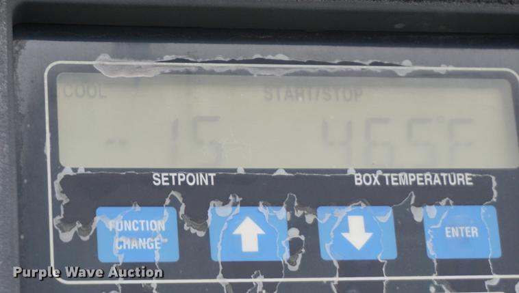 image for item DA1742 1999 Utility VS2RX refrigerated van trailer