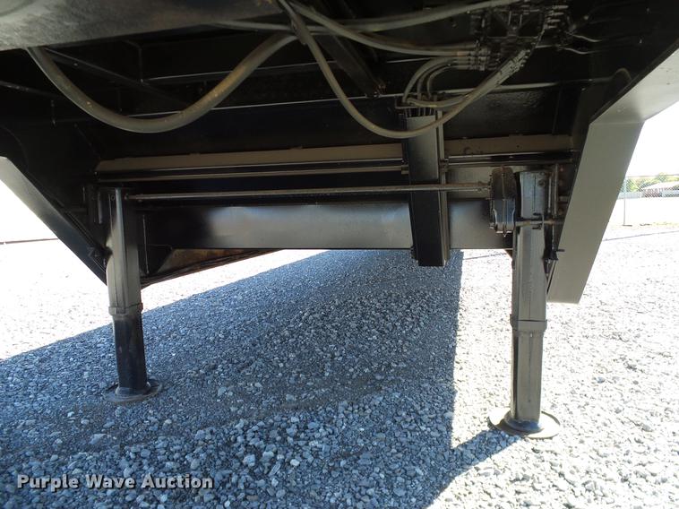 image for item DA6961 2001 Wilson 538FTMUV-AH drop deck trailer