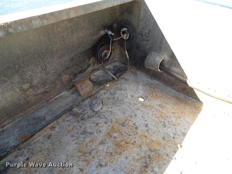 image for item DA6961 2001 Wilson 538FTMUV-AH drop deck trailer