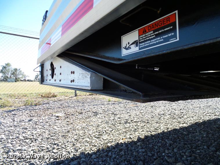 image for item DA6961 2001 Wilson 538FTMUV-AH drop deck trailer