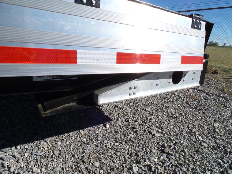 image for item DA6961 2001 Wilson 538FTMUV-AH drop deck trailer