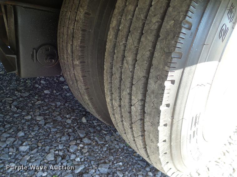 image for item DA6961 2001 Wilson 538FTMUV-AH drop deck trailer