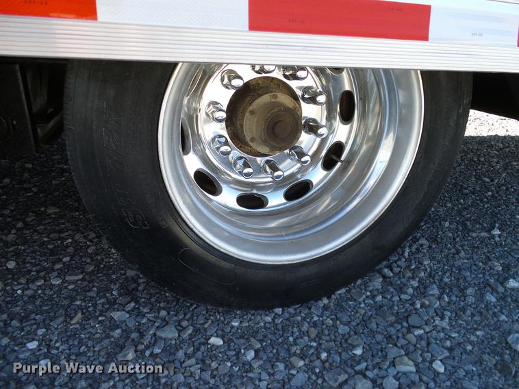 image for item DA6961 2001 Wilson 538FTMUV-AH drop deck trailer