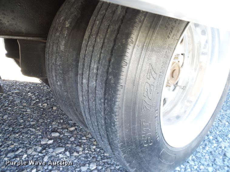 image for item DA6961 2001 Wilson 538FTMUV-AH drop deck trailer