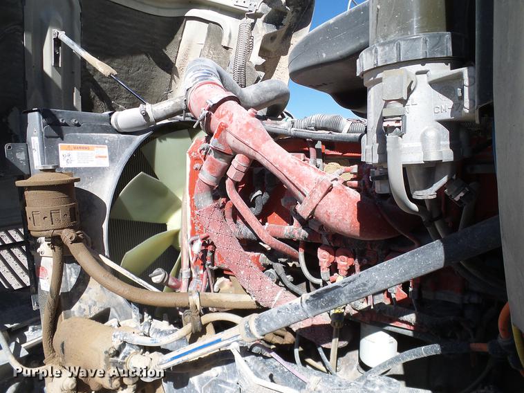 image for item DA6983 2006 International 9400i semi truck