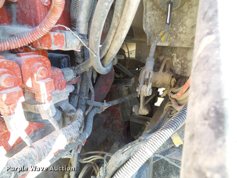 image for item DA6983 2006 International 9400i semi truck