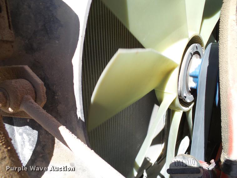 image for item DA6983 2006 International 9400i semi truck