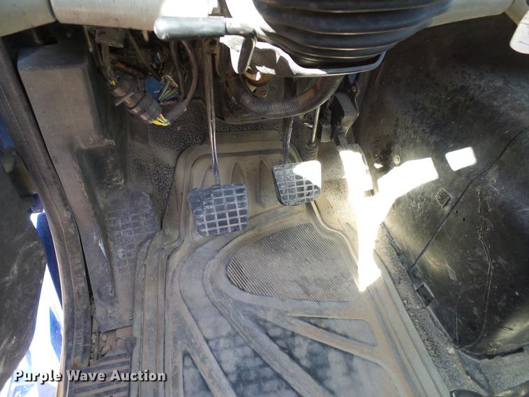 image for item DA6984 2010 International TranStar 8600 semi truck