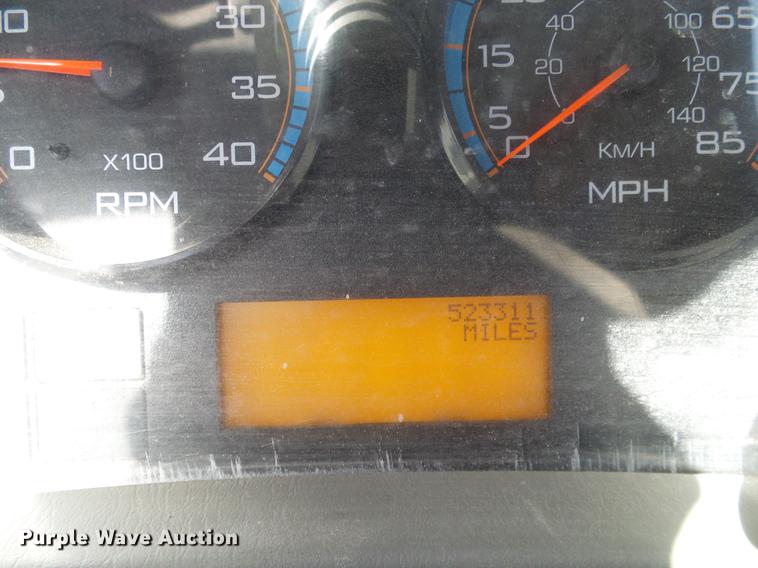 image for item DA6984 2010 International TranStar 8600 semi truck