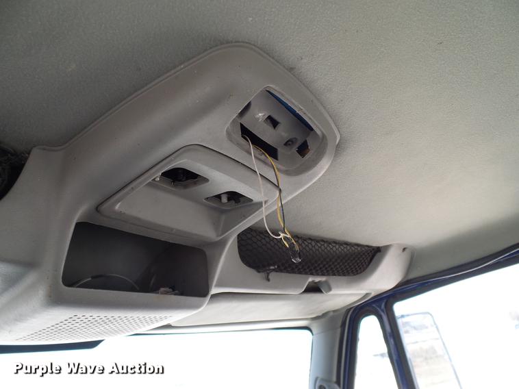 image for item DA6984 2010 International TranStar 8600 semi truck