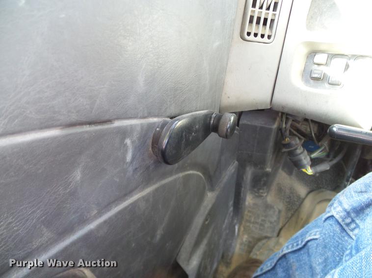 image for item DA6984 2010 International TranStar 8600 semi truck