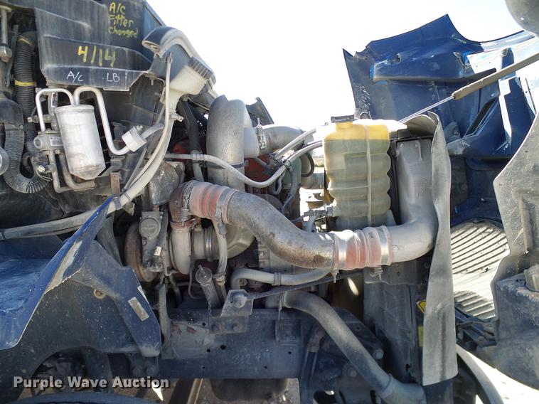 image for item DA6984 2010 International TranStar 8600 semi truck