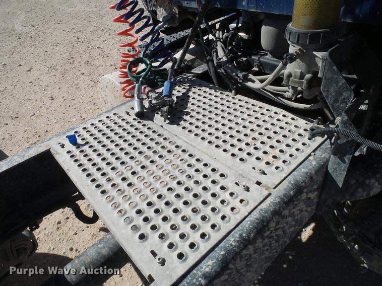 image for item DA6984 2010 International TranStar 8600 semi truck