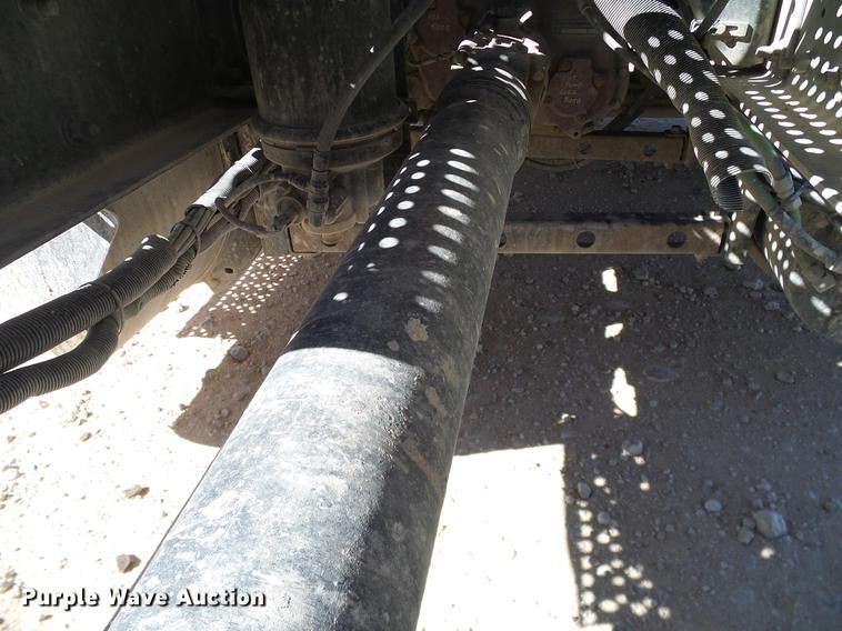 image for item DA6984 2010 International TranStar 8600 semi truck