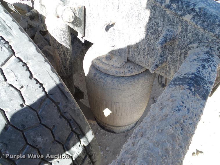 image for item DA6984 2010 International TranStar 8600 semi truck