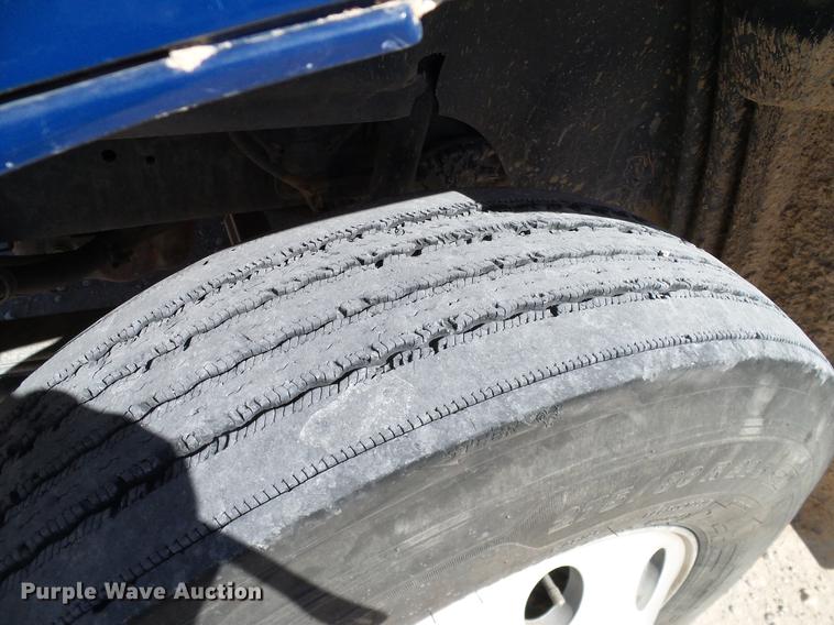 image for item DA6984 2010 International TranStar 8600 semi truck