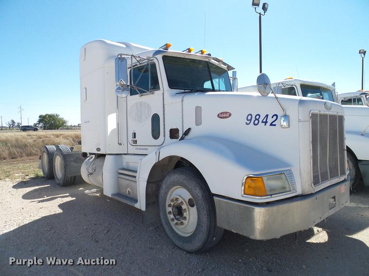 image for item DA6985 1998 Peterbilt 377 semi truck
