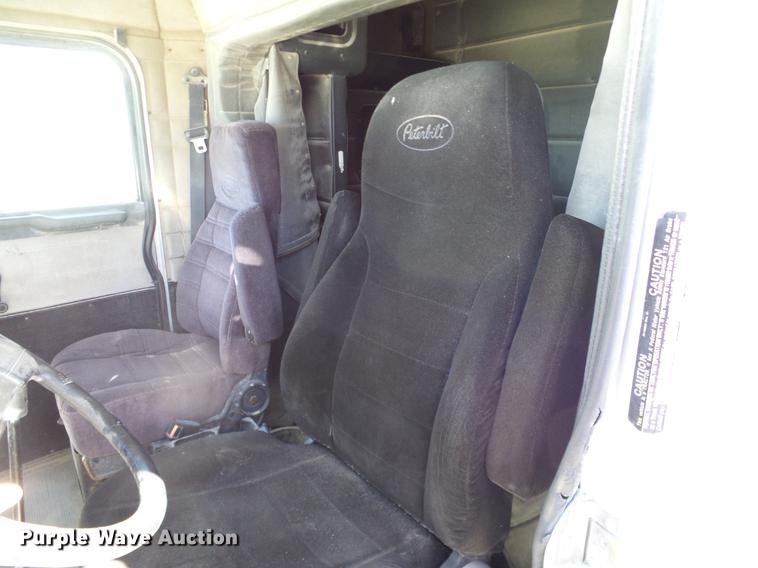 image for item DA6985 1998 Peterbilt 377 semi truck