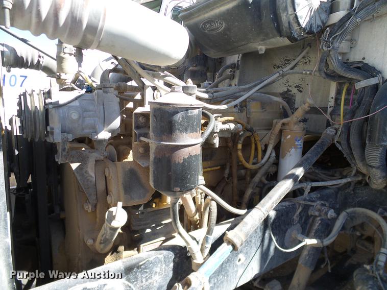 image for item DA6988 1998 Peterbilt 377 semi truck