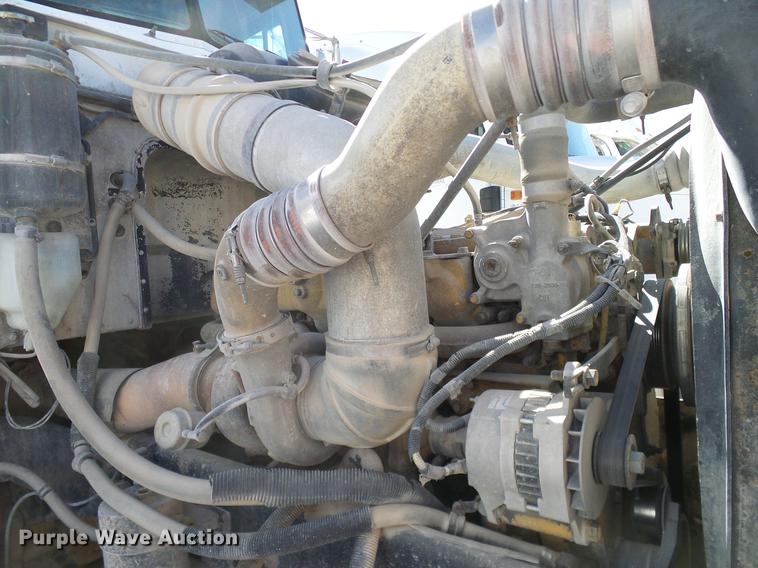 image for item DA6988 1998 Peterbilt 377 semi truck