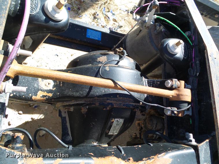 image for item DA6988 1998 Peterbilt 377 semi truck