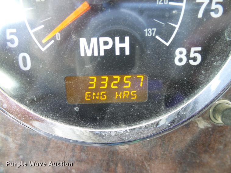 image for item DA6989 2007 International 9400i semi truck