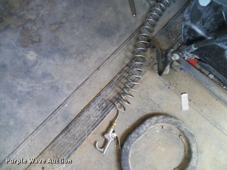 image for item DA6989 2007 International 9400i semi truck