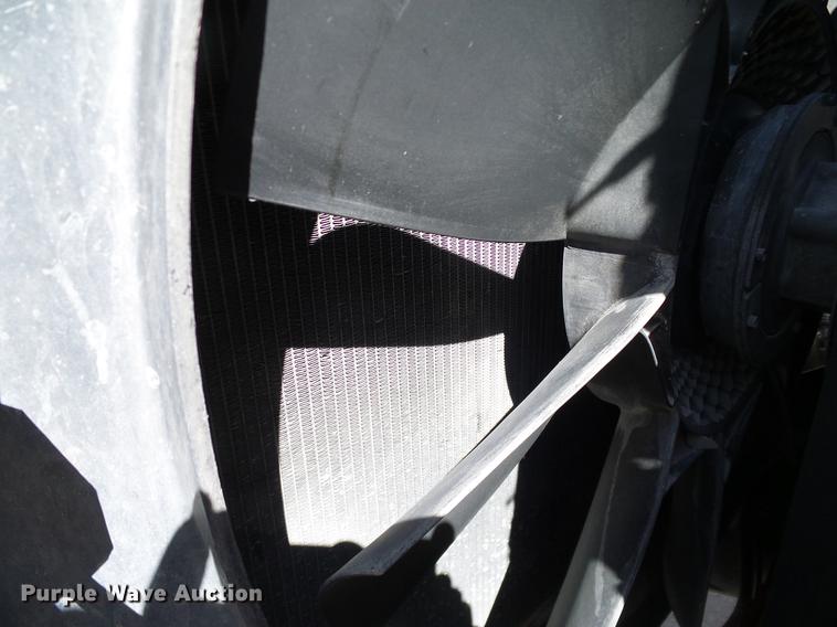 image for item DA6989 2007 International 9400i semi truck