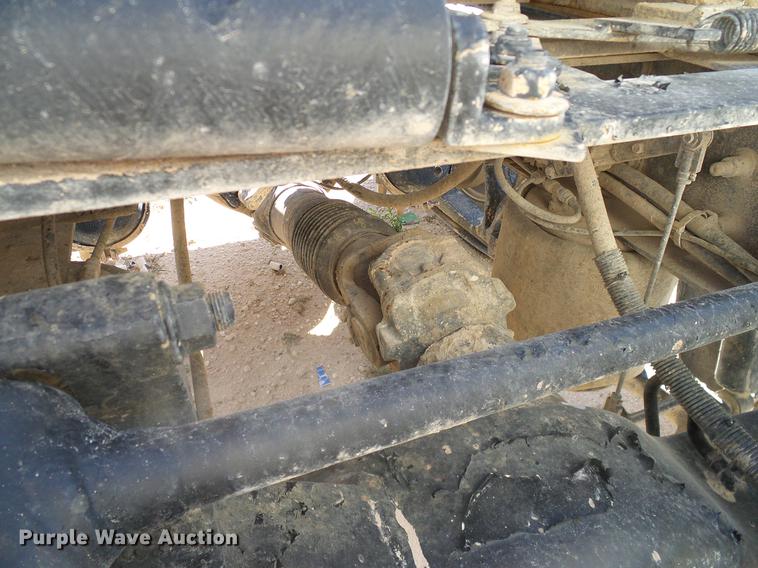 image for item DA6989 2007 International 9400i semi truck