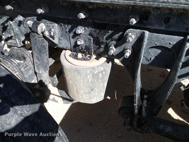 image for item DA6989 2007 International 9400i semi truck