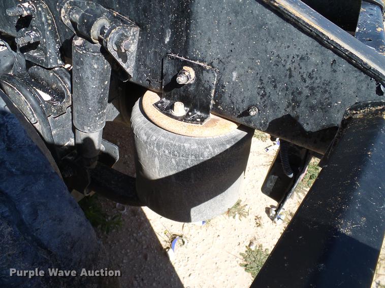 image for item DA6989 2007 International 9400i semi truck