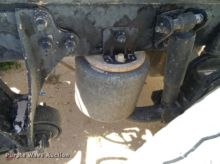 image for item DA6989 2007 International 9400i semi truck