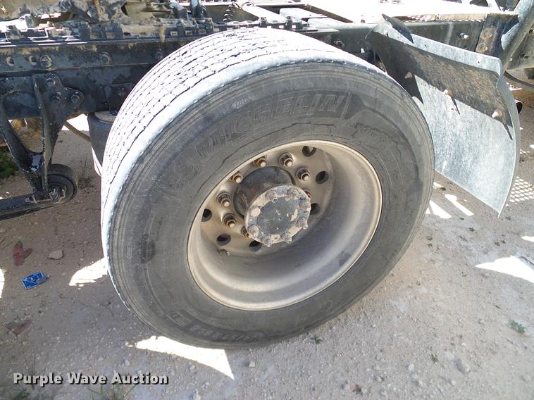 image for item DA6989 2007 International 9400i semi truck